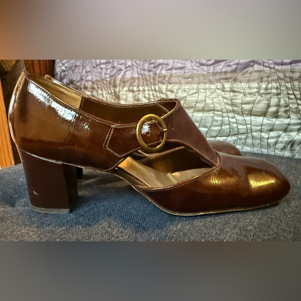 1960’s chocolate brown mod heels